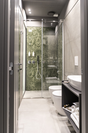 Bathroom 4, Three Rooms Toledo Luxury, Napoli