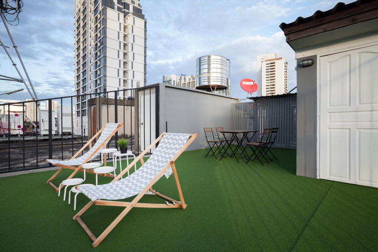 Others 5, The BOB Hostel, Wattana