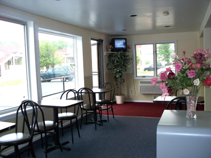 Others 5, Budget Inn And Suites, Monmouth