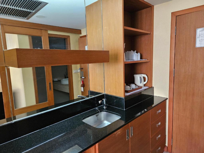 Dining Room 28