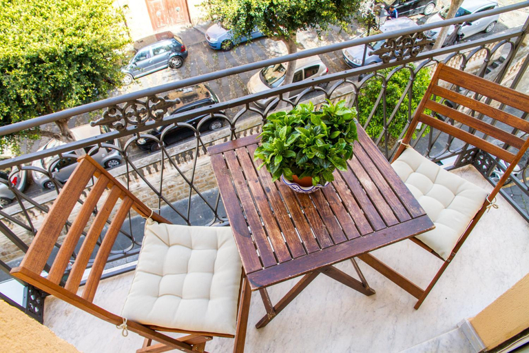 Others 5, Cortile Umberto I, Palermo