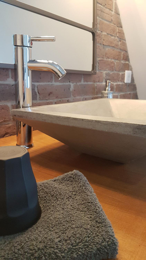 Bathroom 4, le clos des etoiles B&B, Dordogne