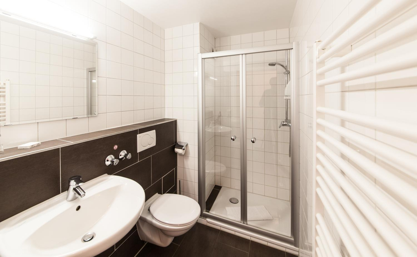 Bathroom 3, Anker Self-Check-In Hotel, Lindau (Bodensee)