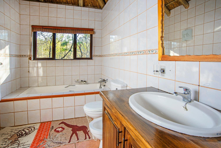 Bathroom, Boulders Safari Lodge, Ehlanzeni