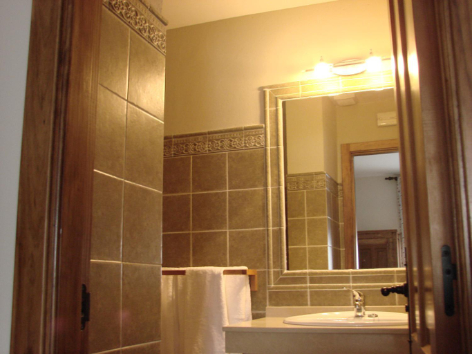 Bathroom, Hotel rural La Campanona, León