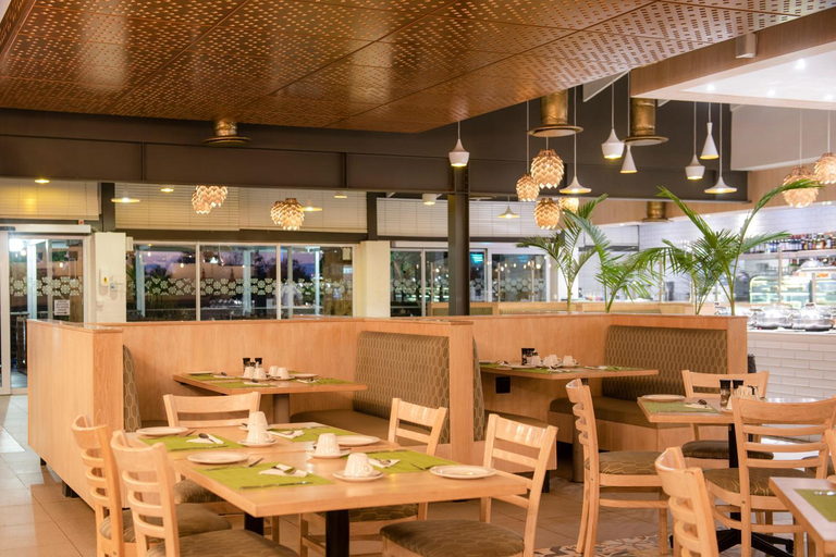 Food & Drinks 5, Palm Park Hotel, Waterberg
