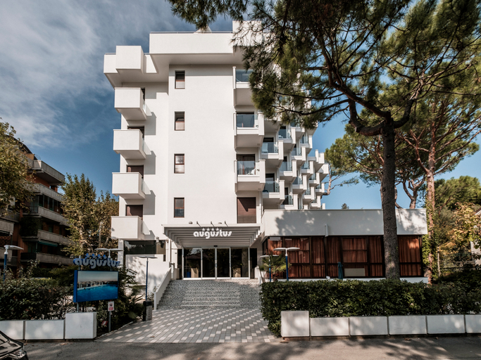 Exterior & Views 2, Augustus, Rimini