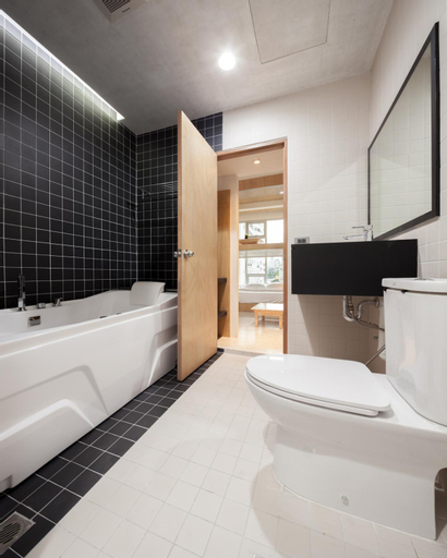 Bathroom 17