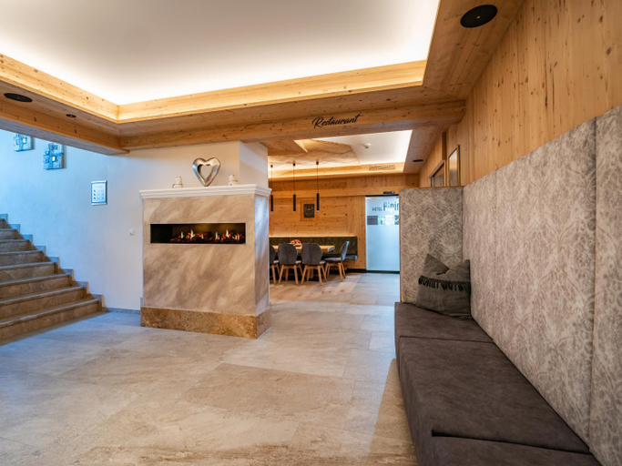 Public Area 4, Hotel Alpina, Schwaz