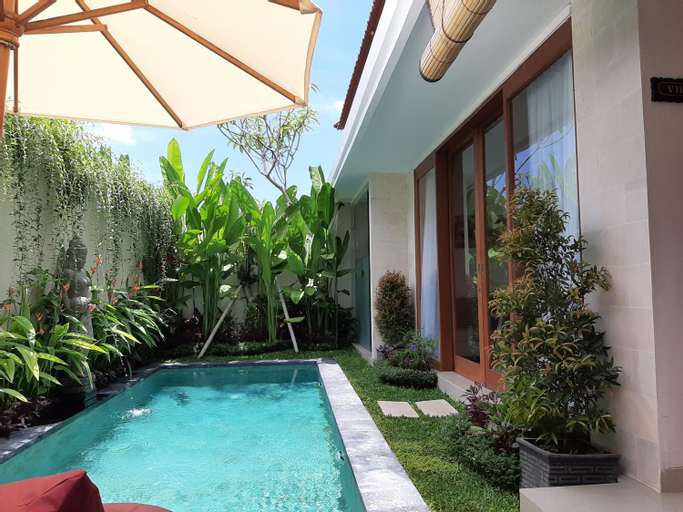 Swimming Pool 11