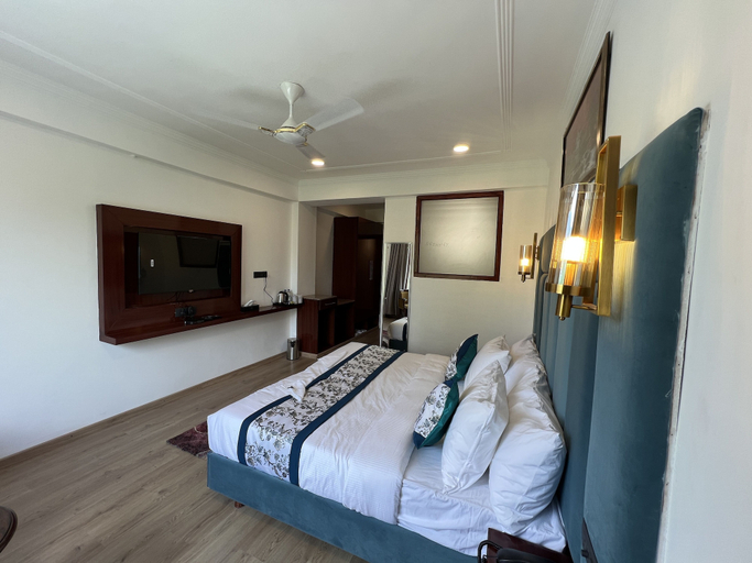Bedroom 2, Hotel Maryul Kargil, Kargil