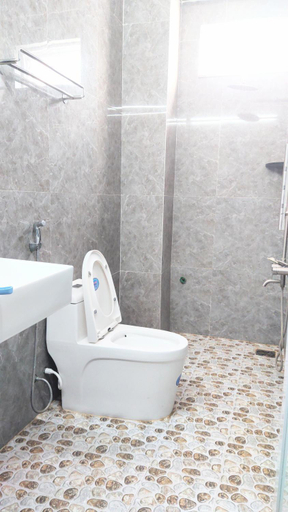 Bathroom, Nha Muoi Homestay, Qui Nhơn