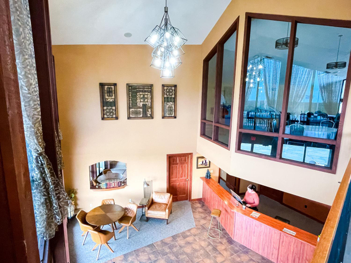 Public Area 3, Pinemark Inn & Suites, Franklin