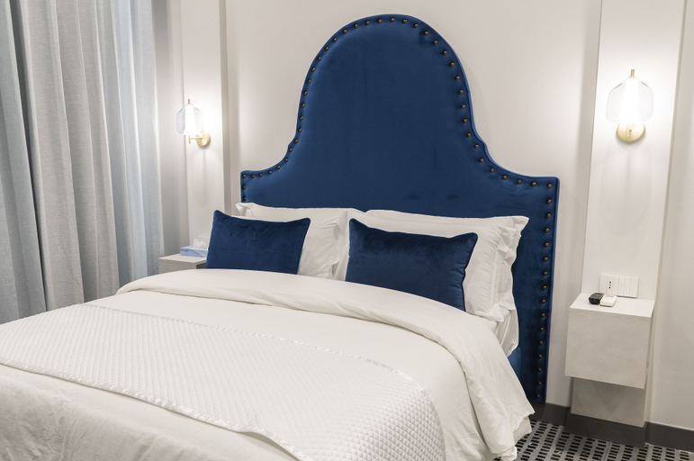Bedroom 2, Three Rooms Toledo Luxury, Napoli