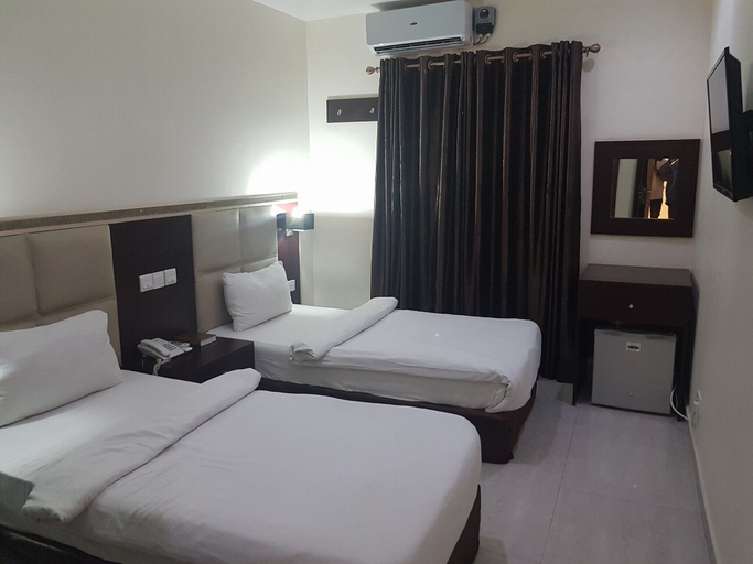 Bedroom 2, Eros Hotel and Suites Lekki, Eti-Osa