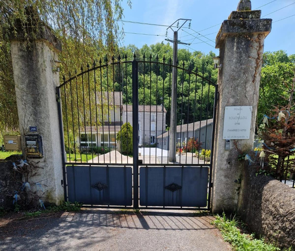 Others 4, moulin de rouchillou, Dordogne