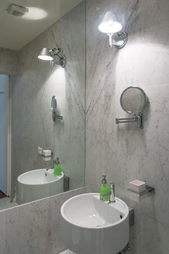 Bathroom 6