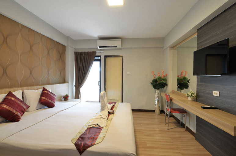 Bedroom 5, Station 203 Hotel, Min Buri