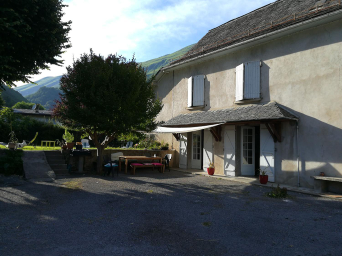 Others 4, La Maison de Jeanne, Pyrénées-Atlantiques