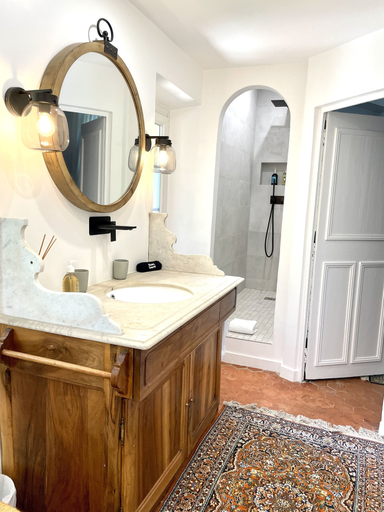Bathroom 5, Château de Saint-Girons Luxury Guest House in Provence, Bouches-du-Rhône