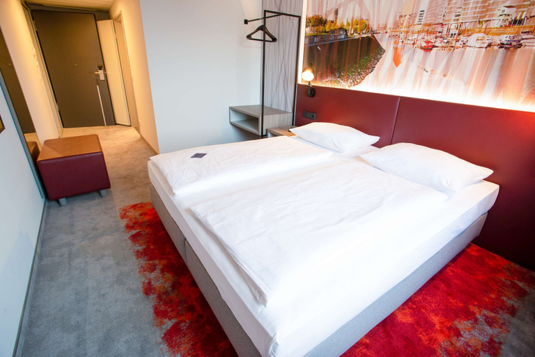 Bedroom 3, Campanile Duisburg City, Duisburg