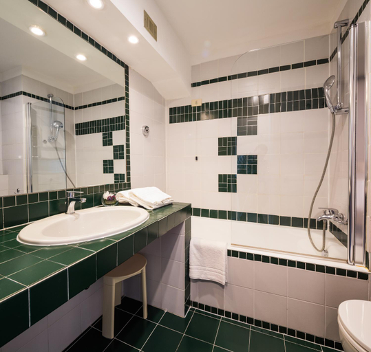 Bathroom 4, Hotel Blaise & Francis, Milano