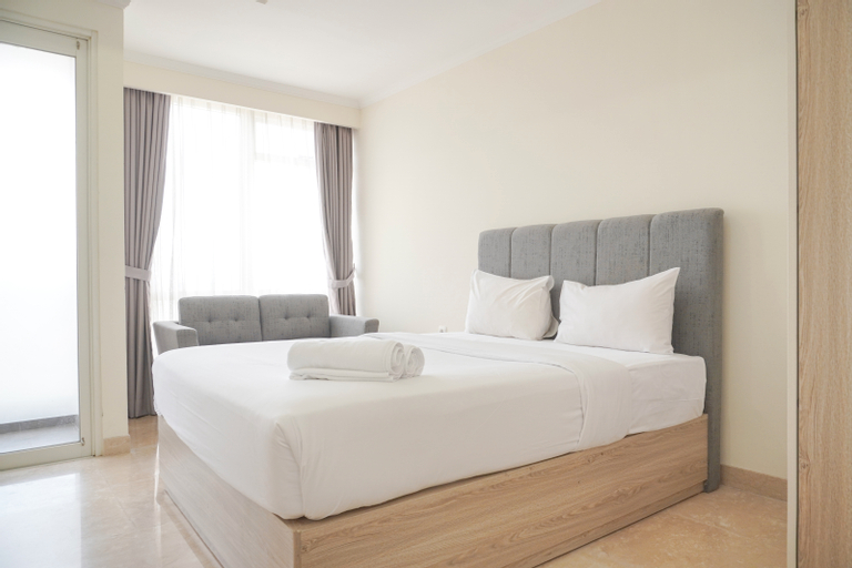 Bedroom 1, Strategic and Comfy Studio Menteng Park Apartment By Travelio, Central Jakarta