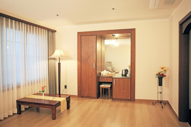 Bedroom 4, Ramada by Wyndham Suanbo, Chungju
