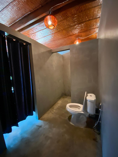 Bathroom 4, Robinson Bungalows, Sihanoukville