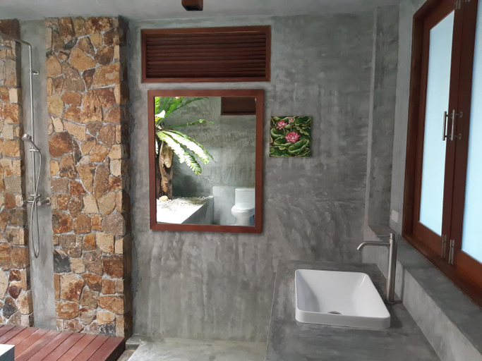 Bathroom 3, Taothong Villa I, Ko Phangan