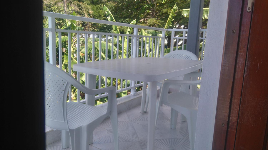 Others 3, Duplex La Riviere, Deshaies