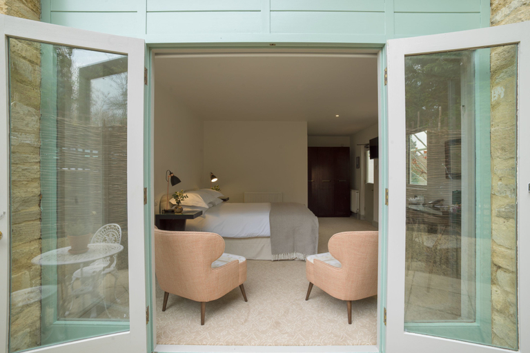 Bathroom 4, Old Swan & Minster Mill Hotel, Oxfordshire
