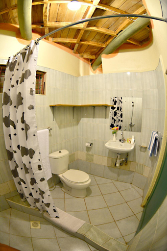 Bathroom 4, Forest Cottages, Kampala