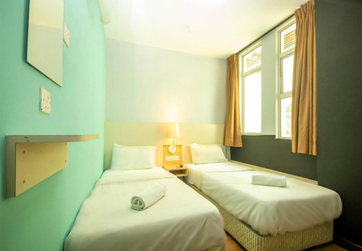 Bedroom 3, JQ Station Eight Inn, Kinta