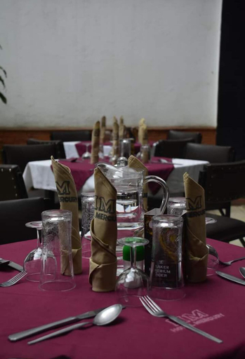Food & Drinks 2, Hotel Mercury, Starehe