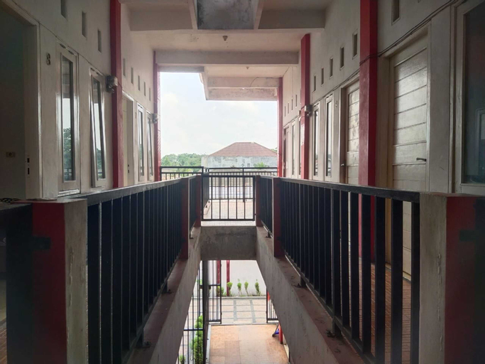 Exterior & Views 3, SPOT ON 93478 Amanda Residence, Palembang