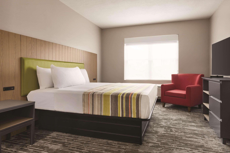 Bedroom 26