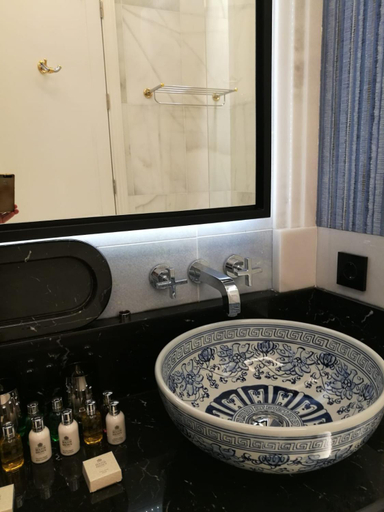 Bathroom 5, Hotel Casa Palacio Maria Luisa, Cádiz
