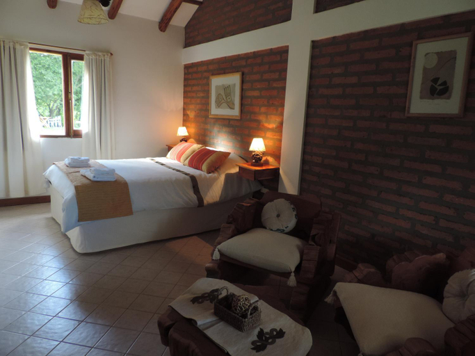 Others 3, Hosteria El Hoyo, Cushamen