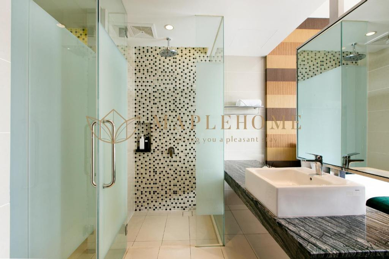 Bathroom 7