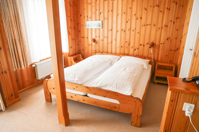 Bedroom 10