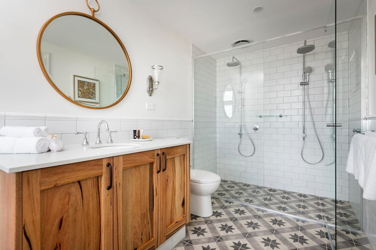 Bathroom 12