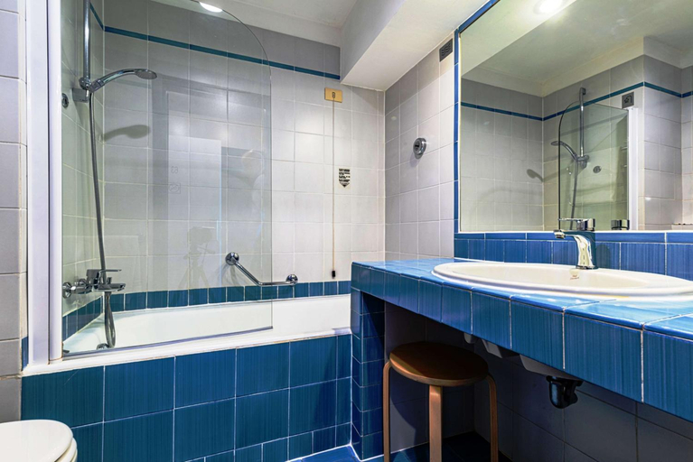 Bathroom 3, Hotel Blaise & Francis, Milano