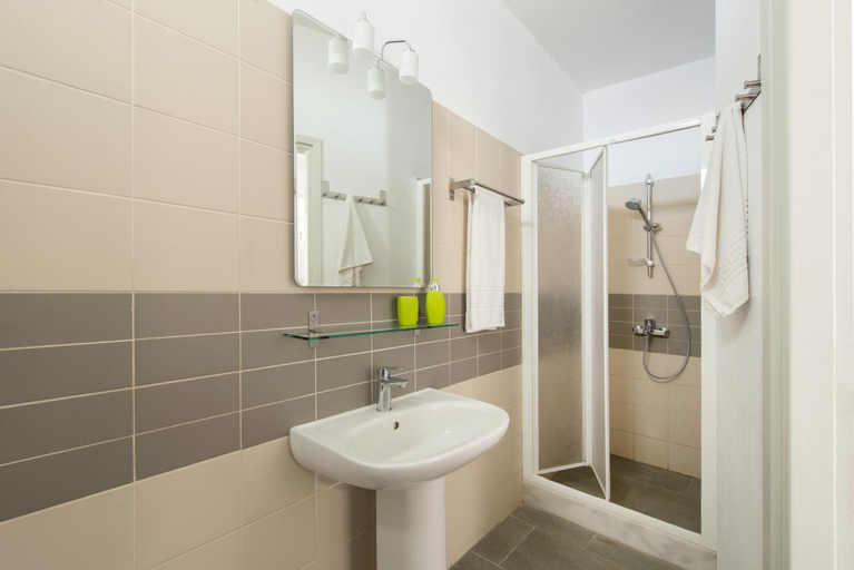 Bathroom 4, AURA MARINA APARTMENTS SANTORINI, South Aegean