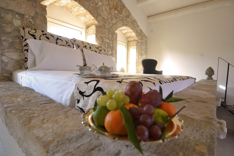 Bedroom 3, Scilla Maris Charming Suites, Syracuse