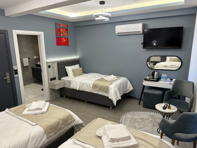 Bedroom 2, Blue Moonrise Hotel, Beyoğlu