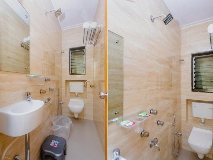 Bathroom 3, Aman Hotel, Mumbai City