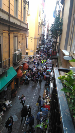 Others 3, La Via dei Presepi, Napoli