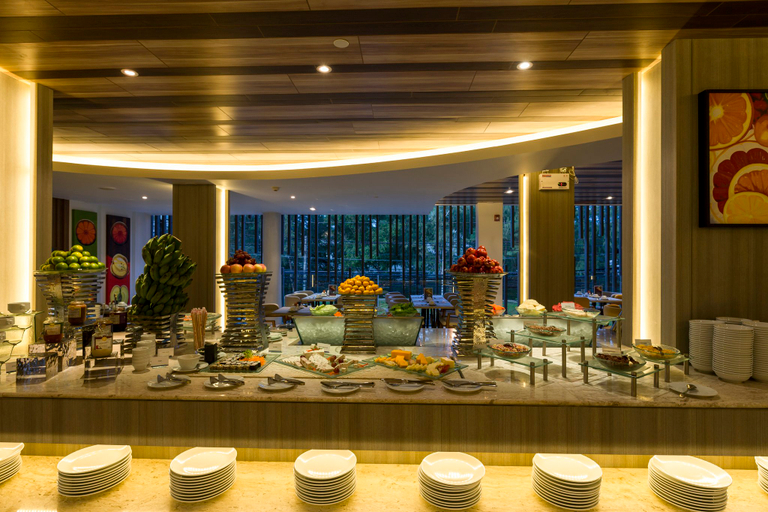 Food & Drinks 5, Holiday Inn Resort PHUKET KARON BEACH, Pulau Phuket