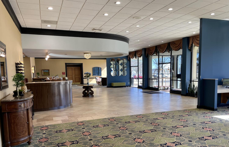 Public Area 2, Historic Whispering Woods Hotel & Conference Center, Desoto